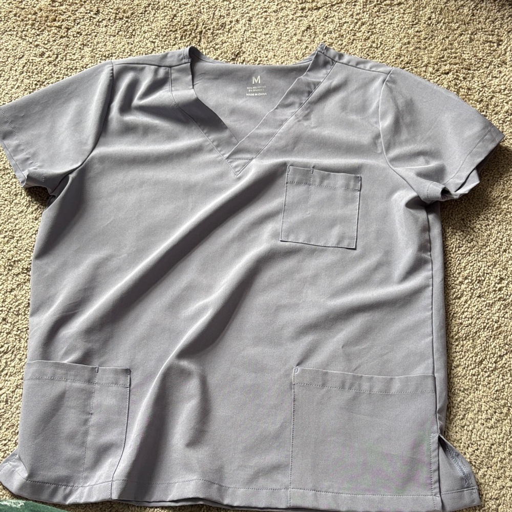 Scrub top